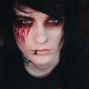 Johnnie Guilbert – Wiki, Girlfriend, Family, Net Worth, Height